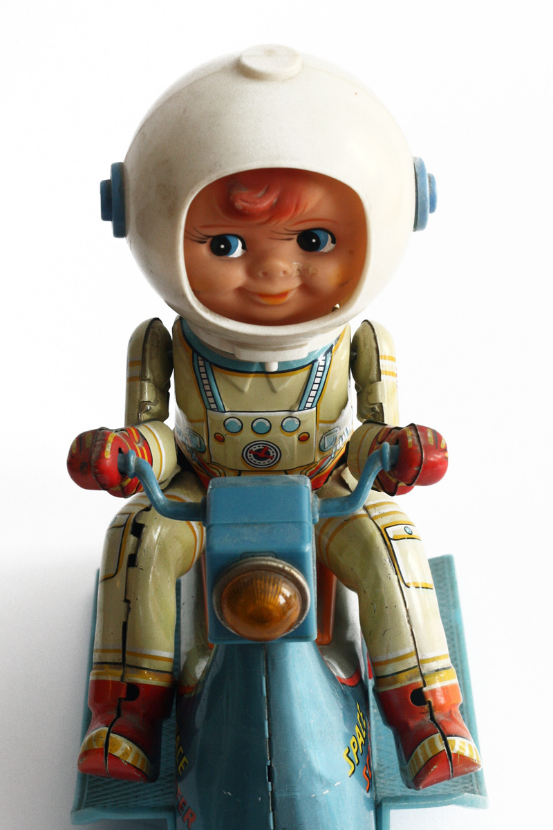 Illustration for article titled 17 Cosmic Toys From The Age Of The Space Race